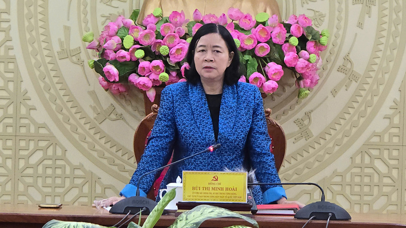 Đồng chí Bùi Thị Minh Hoài, Ủy viên Bộ Chính trị, Chủ tịch Ủy ban Trung ương Mặt trận Tổ quốc Việt Nam phát biểu tại buổi Ok88vip tỷ lệ kèo World Cup 2026. Ảnh: Đoàn Kiên