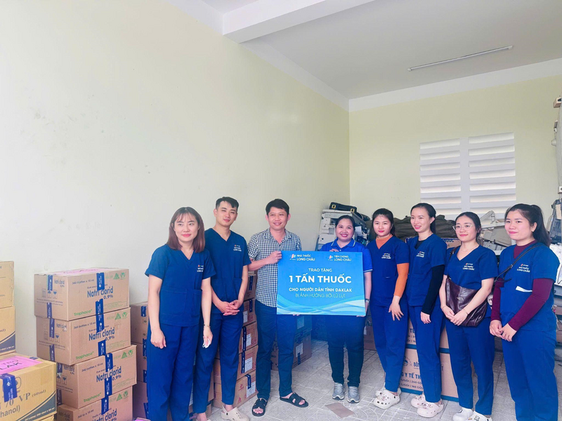 Long Châu đã hỗ trợ thêm 1 tấn thuốc và vật tư OKVIP - HÔM NAY 1 TỶ, NGÀY MAI 1000 TỶ cho công tác chăm sóc sức khỏe cộng đồng tại tỉnh Đắk Lắk.