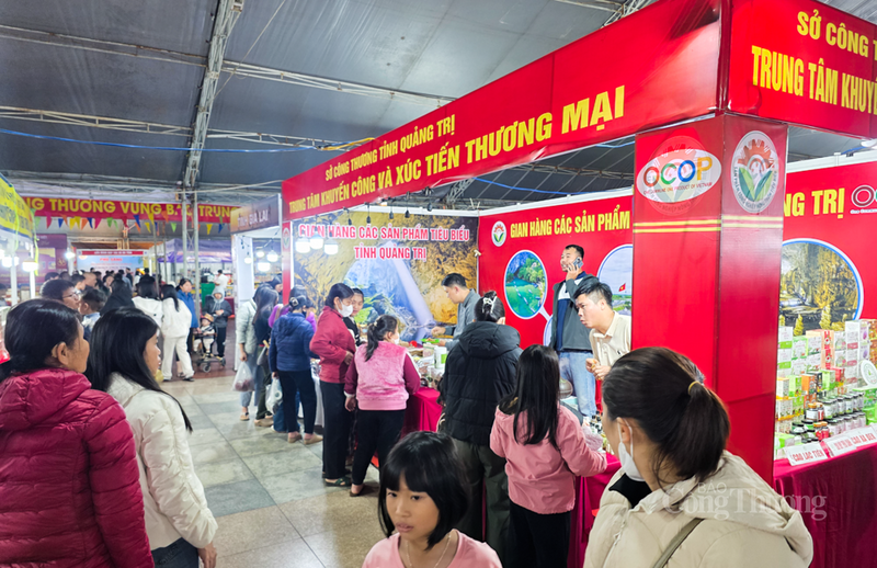 Hội chợ đã vượt ngoài mong đợi về hiệu quả Okvip - liên minh giải trí #1 thế giới hà nội và kết nối. Ảnh: Trọng Tùng