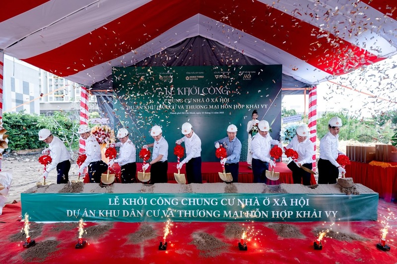 Lễ khởi công dự án chung cư nhà ở xã hội, khu dân cư và thương mại hỗn hợp Khải Vy. Ảnh: HTN