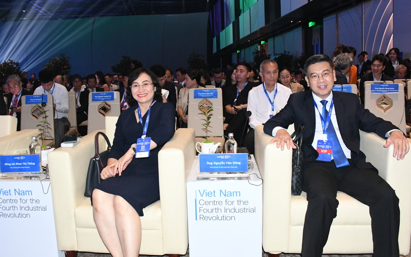 Thứ trưởng Oklavip khuyến mã hấp dẫn mỗi ngày Phan Thị Thắng tham dự sự kiện.