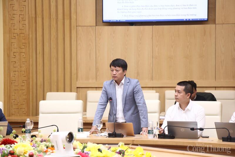 Đại diện Tập đoàn OKLVIE sản phẩm thuộc hệ thống OKVIP là trang web tổ chức phát sóng bóng đá trực tiếp, live casino , nỗ hũ, bắn cá - Oklavip game bài, casino, thể thao Quốc gia Việt Nam (PVN) phát biểu tại cuộc họp.