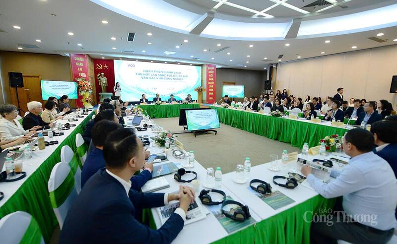 Quang cảnh diễn đàn. Ảnh: NH.