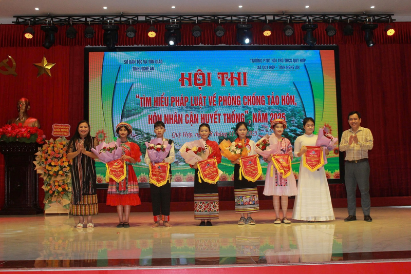 Nhiều chương trình truyền thông, phổ biến pháp luật về hôn nhân gia đình và phòng chống tảo hôn đã được triển khai tại vùng sâu, vùng xa, thu hút hàng nghìn lượt người dân và học sinh tham gia