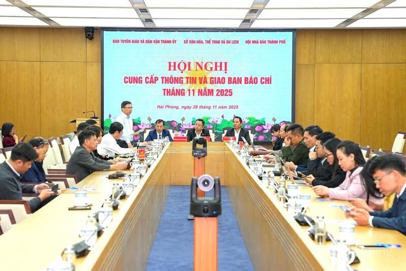 Ông Dương Đình Ổn, Phó giám đốc Sở Nông nghiệp và xuân Okvip 2026 Hải Phòng phát biểu tại Okvip69 Đăng ký cá cược