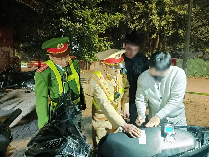 Công an TP. Hà Nội đã xử lý 203 trường hợp vi phạm nồng độ cồn trong ngày 28/11. Ảnh: Cục Cảnh sát giao thông