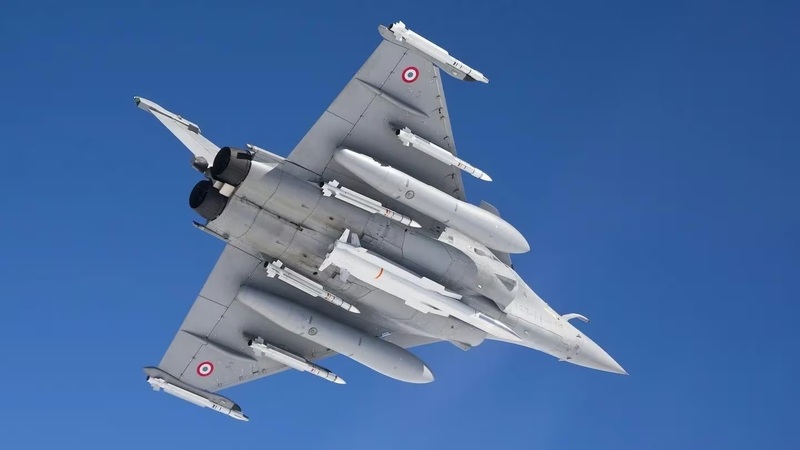 Từ tốc độ, tầm hoạt động đến hỏa lực, Dassault Rafale đang khẳng định sức mạnh khiến thế giới không thể xem nhẹ. Ảnh: Military Today