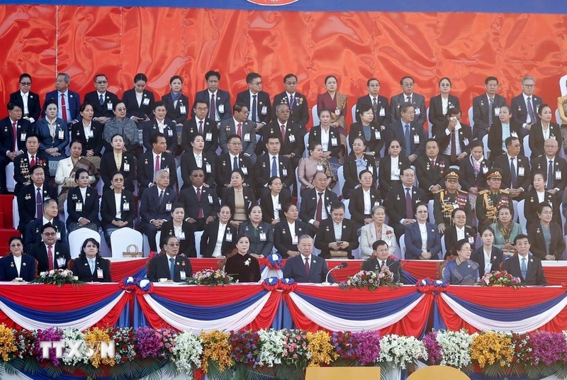 Tổng Bí thư Tô Lâm và Phu nhân cùng các đại biểu dự Lễ kỷ niệm. Ảnh: Thống Nhất/TTXVN