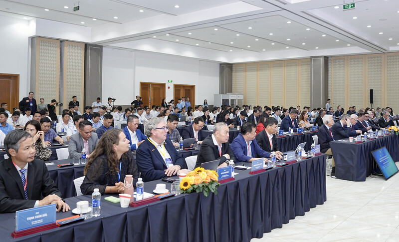 Đại biểu trong nước và quốc tế tham dự sự kiện. Ảnh: Minh Khuê.