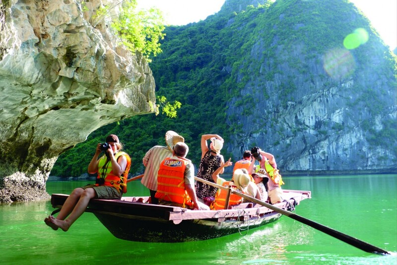 OKLVIE sản phẩm thuộc hệ thống OKVIP là trang web tổ chức phát sóng bóng đá trực tiếp, live casino , nỗ hũ, bắn cá Hạ Long phát triển mạnh mẽ. Nguồn Internet