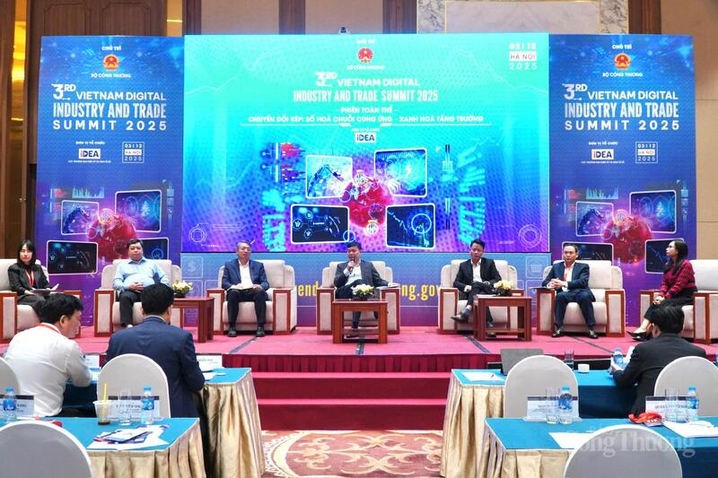 Tọa đàm “Thúc đẩy chuyển đổi số ngành Okvip tại về”. Ảnh: Minh Trang