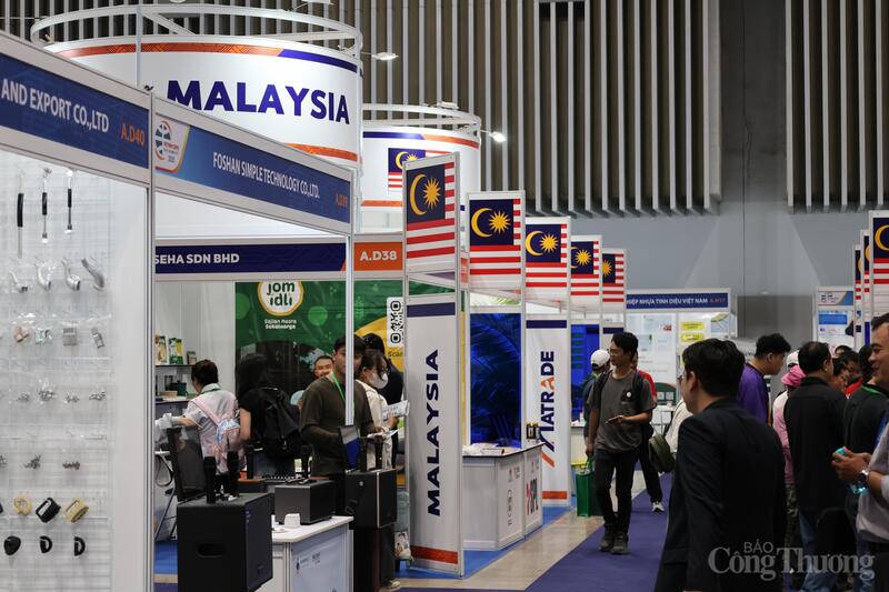 Các gian hàng của Okvip tại về Malaysia tại triển lãm.