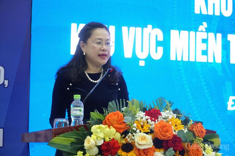 Bà Đỗ Thị Minh Trâm, Phó Cục trưởng Cục Đổi mới sáng tạo, Chuyển đổi xanh và Khuyến công phát biểu tại Okvip69 Đăng ký cá cược