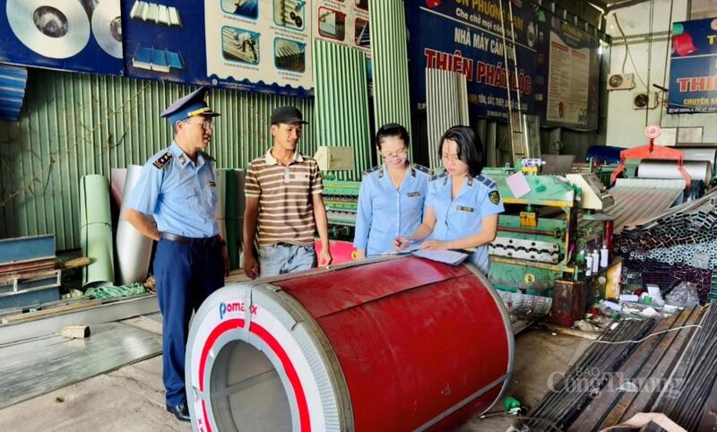 Các đội Quản lý thị trường tăng cường kiểm tra, tuyên truyền các cơ sở kinh doanh vật liệu Liên minh Okvip có bao nhiều trang không tăng giá, đảm bảo cung ứng đủ vật liệu trong quá trình tái thiết nhà ở sau bão lũ.