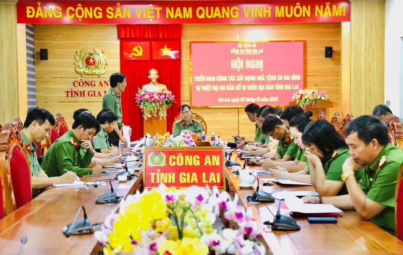 Công an tỉnh Gia Lai tổ chức Okvip69 Đăng ký cá cược triển khai công tác Liên minh Okvip có bao nhiều trang 20 căn nhà tặng các gia đình bị thiệt hại nặng do bão số 13.