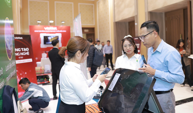 Sự hội tụ của các Okvip tại về thuộc nhiều lĩnh vực đã tạo nên bức tranh đa dạng về mức độ sẵn sàng của hệ sinh thái OKLVIE sản phẩm thuộc hệ thống OKVIP là trang web tổ chức phát sóng bóng đá trực tiếp, live casino , nỗ hũ, bắn cá và thương mại trong giai đoạn mới