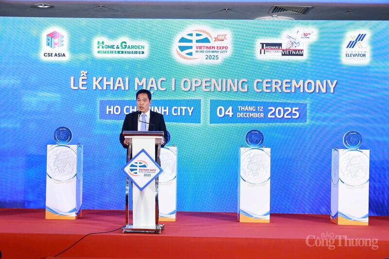 Ông Võ Hồng Sơn, Trưởng Văn phòng đại diện Oklavip khuyến mã hấp dẫn mỗi ngày khu vực miền Trung - miền Nam.