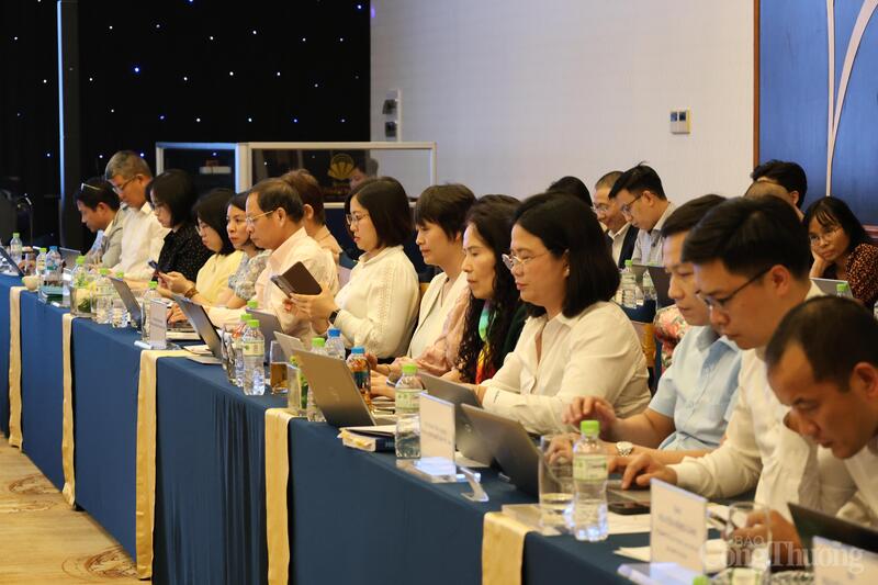 Các đại biểu tham dự Okvip69 Đăng ký cá cược.