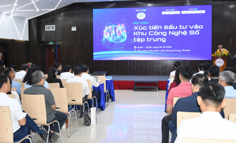 Hơn 200 đại biểu đến từ các sở, ngành, khu công nghệ, Okvip tại về số, đơn vị hạ tầng và tổ chức xúc tiến đầu tư trong và ngoài nước tham dự hội thảo. Ảnh: Minh Khuê.