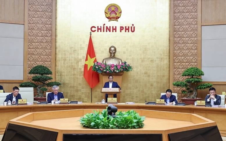 Thủ tướng chỉ đạo 10 nhóm nhiệm vụ, giải pháp cụ thể thực hiện nhiệm vụ trong thời gian tới - Ảnh: VGP/Nhật Bắc