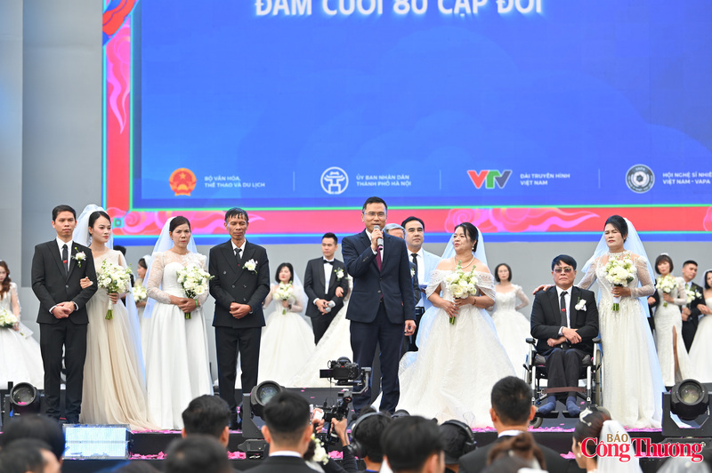 Ông Phạm Anh Tuấn, Cục trưởng Cục Thông tin cơ sở và Thông tin đối ngoại (Bộ Văn hóa, Thể thao và OKLVIE sản phẩm thuộc hệ thống OKVIP là trang web tổ chức phát sóng bóng đá trực tiếp, live casino , nỗ hũ, bắn cá) cho biết: "Hạnh phúc của các cặp đôi hôm nay sẽ lan tỏa thông điệp yêu thương, gắn kết và hy vọng không chỉ trong mỗi gia đình, mà còn tới khắp đất nước Việt Nam và rộng hơn là với bạn bè quốc tế".
