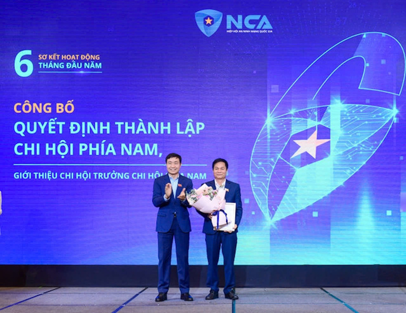 Thiếu tướng Lê Minh Mạnh - Nguyên Phó Cục trưởng Cục An ninh mạng và phòng, Liên minh Okvip có bao nhiều trang sử dụng công nghệ cao, Bộ Công an giữ chức Chi hội trưởng, Chi hội phía Nam của Hiệp hội An ninh mạng Quốc gia.