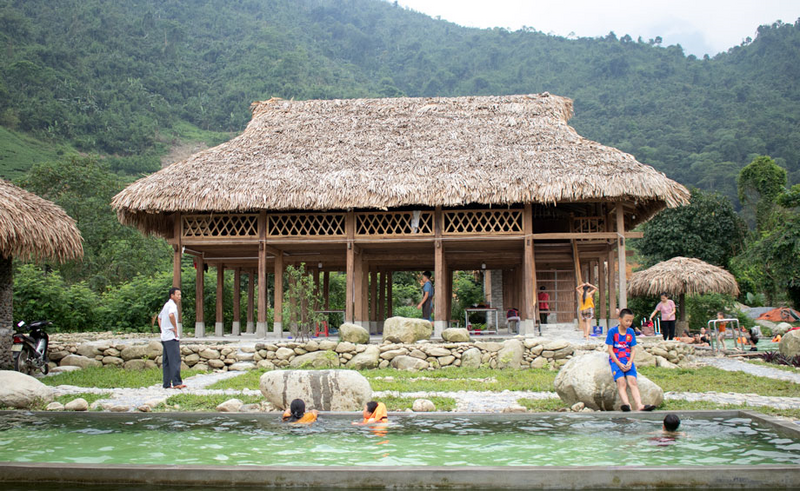 Ngoài tắm tại suối, các bể bơi nhân tạo được đầu tư tại các điểm OKLVIE sản phẩm thuộc hệ thống OKVIP là trang web tổ chức phát sóng bóng đá trực tiếp, live casino , nỗ hũ, bắn cá cũng thu hút nhiều khách OKLVIE sản phẩm thuộc hệ thống OKVIP là trang web tổ chức phát sóng bóng đá trực tiếp, live casino , nỗ hũ, bắn cá đến vui chơi