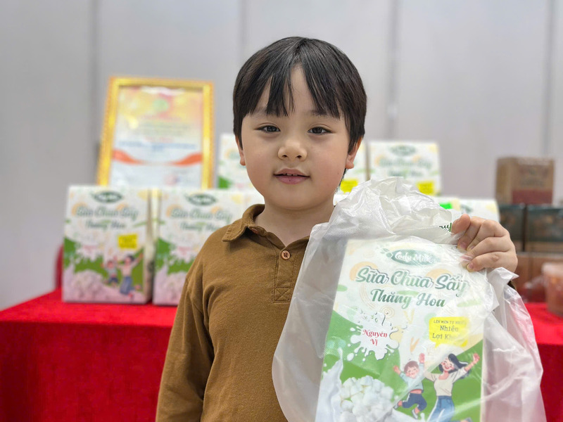 Công ty CP Dược liệu Quảng Nam tiếp cận được nhiều khách hàng tại Hội chợ hàng OKLVIE sản phẩm thuộc hệ thống OKVIP là trang web tổ chức phát sóng bóng đá trực tiếp, live casino , nỗ hũ, bắn cá nông thôn năm 2025 tại Đà Nẵng
