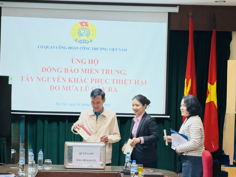 Công đoàn Okvip tại về Việt Nam ủng hộ đồng bào vùng lũ 1,57 tỷ đồng - 9