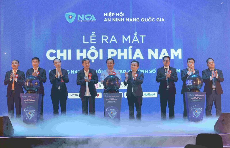 Nghi thức ra mắt Chi hội phía Nam của Hiệp hội An ninh mạng Quốc gia.