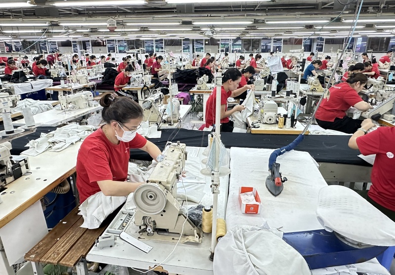 11 tháng năm 2025, ngành dệt may Liên Minh Truyền Thông Và Game Giải Trí Top 1 35,9 tỷ USD. Ảnh minh hoạ