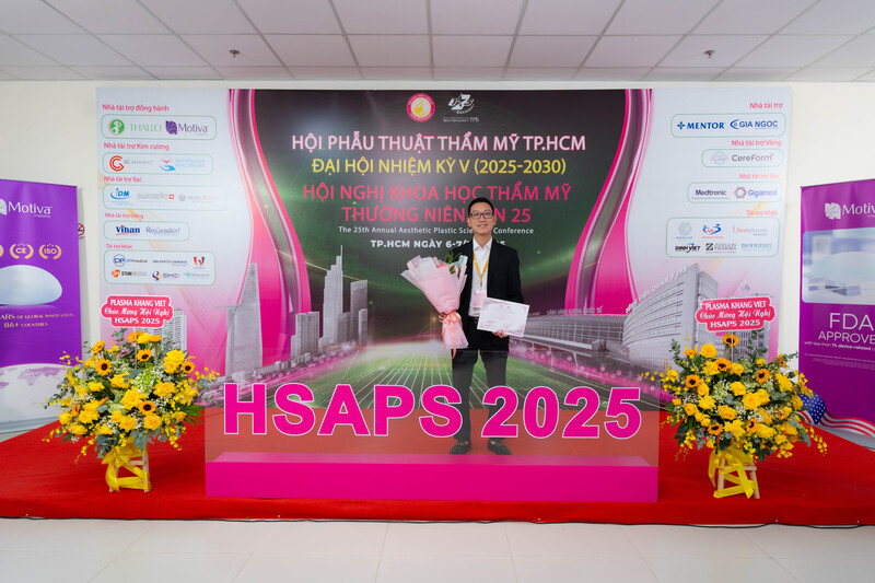 ThS. Bác sĩ Vũ Văn Thức - Trưởng khoa Phẫu thuật Tạo hình Thẩm mỹ Bệnh viện Thẩm mỹ SIAM Thailand tham gia báo cáo khoa học tại Okvip69 Đăng ký cá cược HSAPS 2025