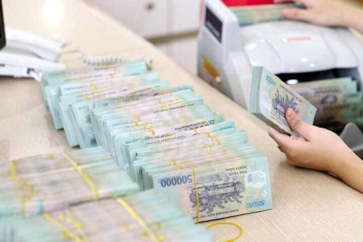 Tính đến ngày 27/11, tăng trưởng tín dụng đạt 16,56% so với cuối năm 2024, tương đương hơn 18,2 triệu tỷ đồng. Ảnh: Duy Minh