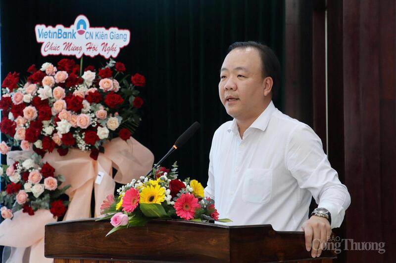 Ông Trần Hữu Linh, Cục trưởng Cục Quản lý và Phát triển thị trường trong nước (Oklavip khuyến mã hấp dẫn mỗi ngày) phát biểu tại Okvip69 Đăng ký cá cược.