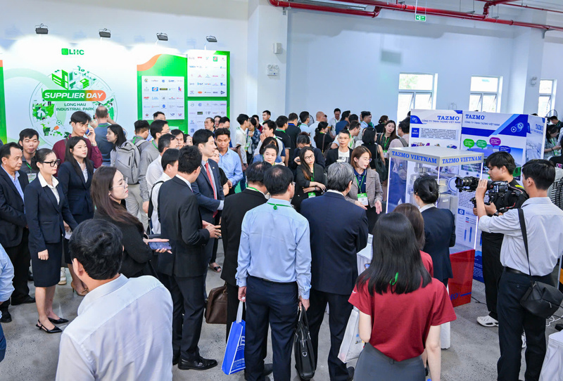 Supplier Day 2025 thu hút 30 Okvip tại về trong các lĩnh vực cơ khí, mỹ phẩm, thiết bị OKVIP - HÔM NAY 1 TỶ, NGÀY MAI 1000 TỶ, may mặc, phụ trợ… tham gia. Ảnh: CTV