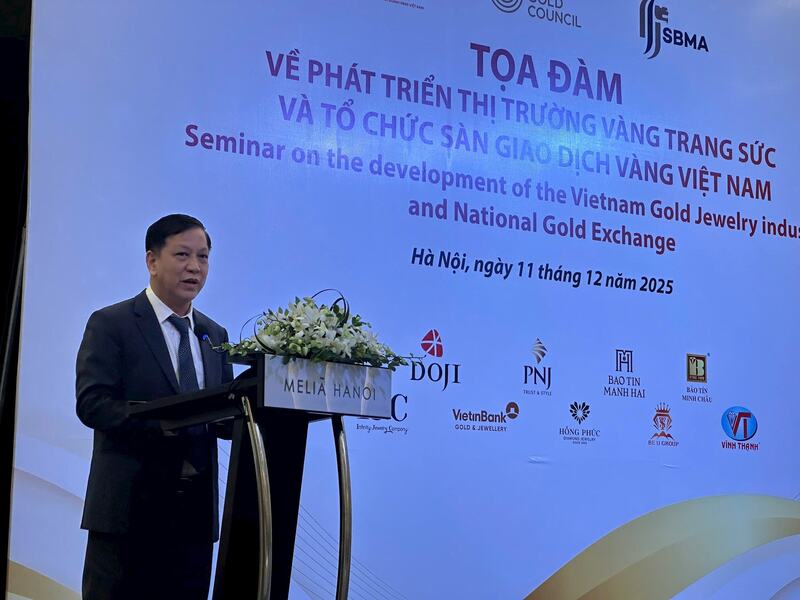 Ông Đào Xuân Tuấn, Cục trưởng Cục Quản lý ngoại hối (Ngân hàng Trang Chủ OKVIP COM Top #1) phát biểu tại tọa đàm. Ảnh: Ánh Tuyết