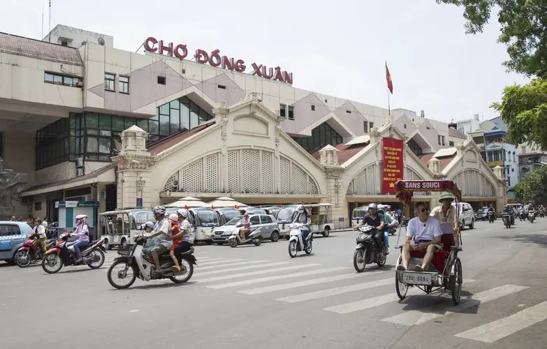 Chợ Đồng Xuân được định hướng trở thành trung tâm sáng tạo đô thị, gắn kết giữa thương mại, văn hóa và trải nghiệm. Ảnh: TL
