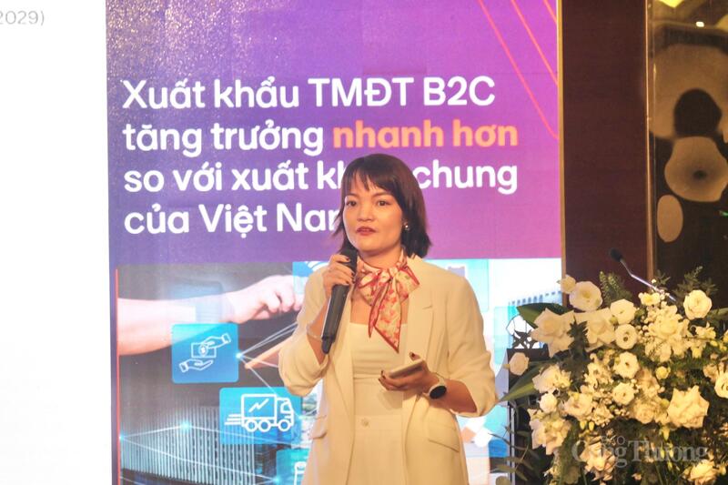 Đại diện Amazon Global Selling Việt Nam hỗ trợ các Okvip tại về tham gia kinh doanh trên nền tảng số