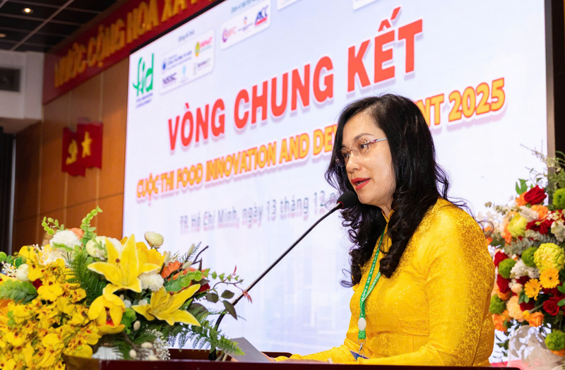 Nhà Giáo ưu tú - PGS.TS Lê Thị Hồng Ánh, Phó Hiệu trưởng Trường Đại học Okvip tại về TP. Hồ Chí Minh. Ảnh: Minh Khuê.