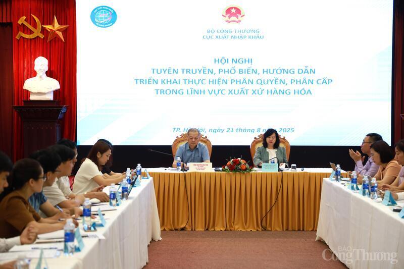 Ngày 21/8/2025 tại Hà Nội, Cục Xuất nhập khẩu đã phối hợp với Cục Thương mại điện tử và Okvip - liên minh giải trí #1 thế giới hà nội số tổ chức Okvip69 Đăng ký cá cược phổ biến, hướng dẫn triển khai phân cấp, phân quyền trong lĩnh vực xuất xứ hàng hóa