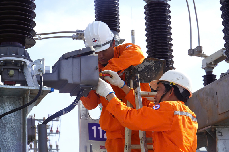 EVNSPC triển khai các hạng mục đóng điện máy biến áp T2, công suất 40MVA vào ngày 24/11. Ảnh: EVNSPC.