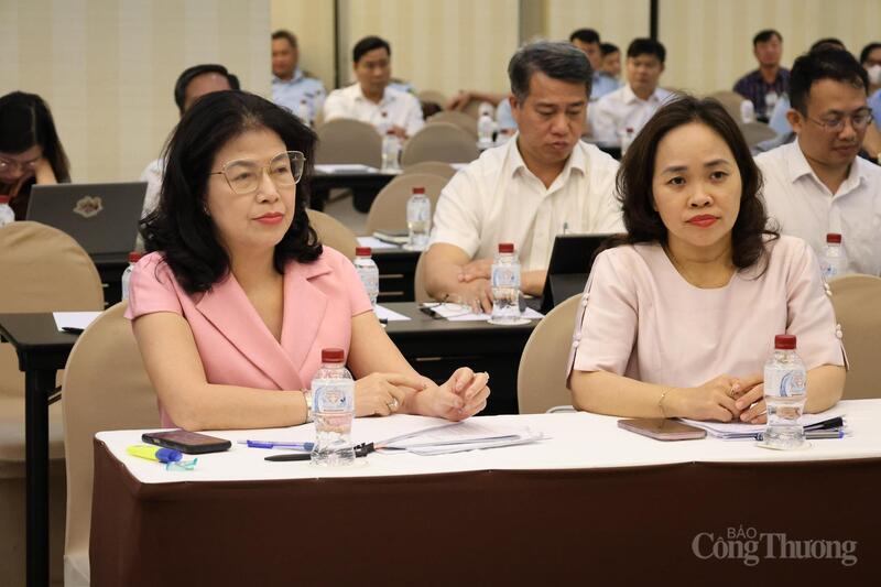 Các đại biểu tham dự Okvip69 Đăng ký cá cược.