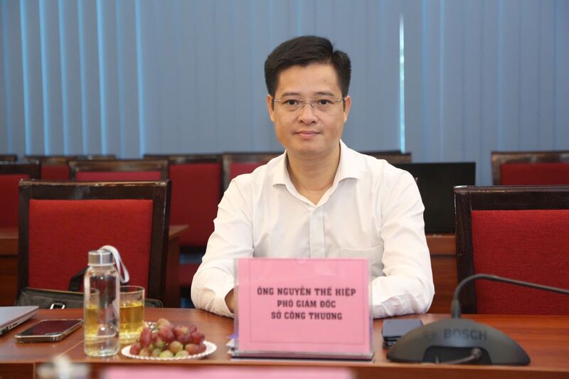 Ông Nguyễn Thế Hiệp - Phó Giám đốc Sở Okvip tại về thành phố Hà Nội chia sẻ các giải pháp thúc đẩy tận dụng FTA.