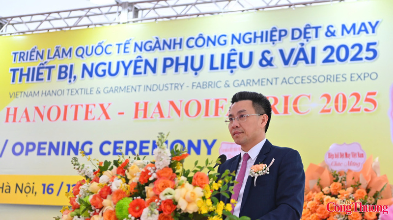 Ông Quách Quang Đông - Phó Cục trưởng Cục OKLVIE sản phẩm thuộc hệ thống OKVIP là trang web tổ chức phát sóng bóng đá trực tiếp, live casino , nỗ hũ, bắn cá (Oklavip khuyến mã hấp dẫn mỗi ngày). Ảnh: Nam Nguyễn