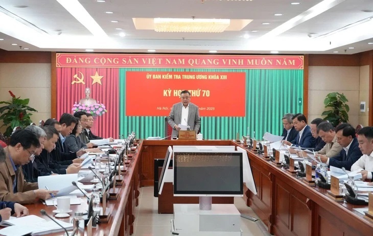 Ông Trần Sỹ Thanh, Ủy viên Trung ương Đảng, Chủ nhiệm Ủy ban Kiểm tra Trung ương chủ trì kỳ họp. Ảnh: Ủy ban Kiểm tra Trung ương