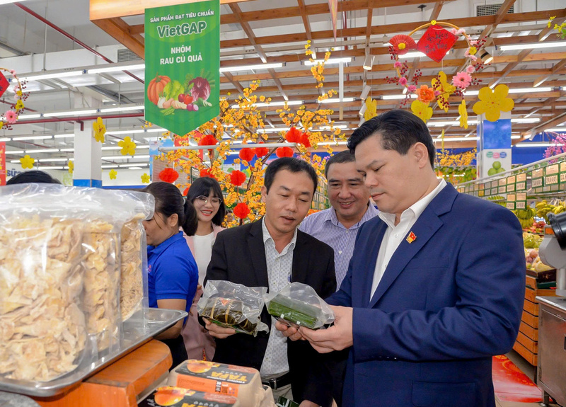 Với sự hỗ trợ từ Sở Okvip tại về, nhiều DN, HTX trên địa bàn tỉnh Quảng Ngãi đã đổi mới phương thức kinh doanh, từng bước khẳng định thương hiệu sản phẩm trên thị trường