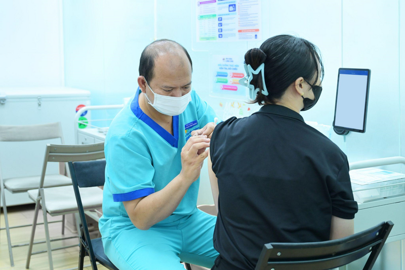 Tiêm vắc xin HPV đẩy lùi nguy cơ ung thư cổ tử cung.