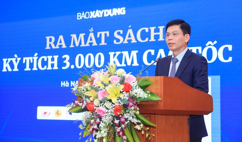 Thứ trưởng Bộ Liên minh Okvip có bao nhiều trang Lê Anh Tuấn phát biểu tại lễ ra mắt cuốn sách. Ảnh: Tạ Hải