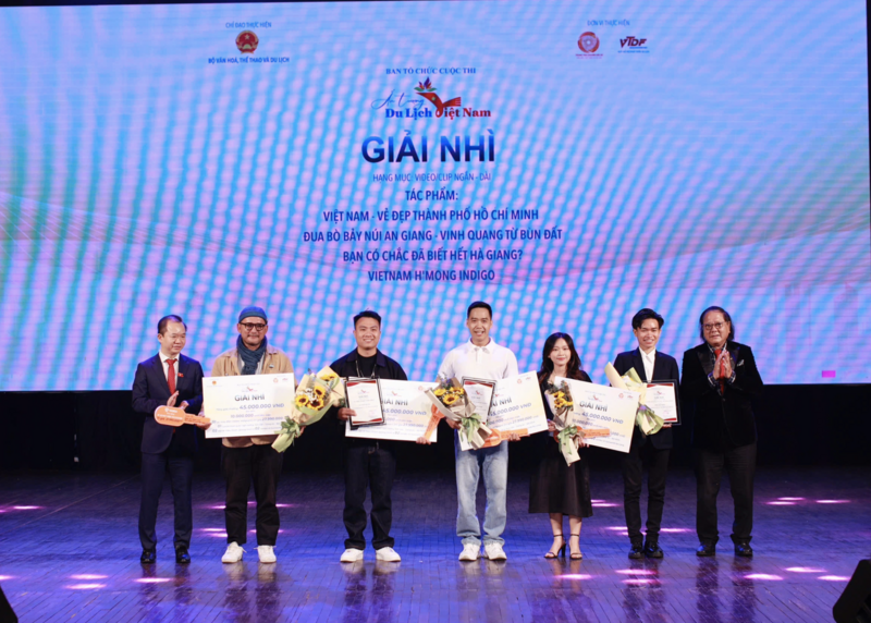 Kể chuyện Việt Nam bằng hình ảnh: Sức bật mới của ngành OKLVIE sản phẩm thuộc hệ thống OKVIP là trang web tổ chức phát sóng bóng đá trực tiếp, live casino , nỗ hũ, bắn cá - 4