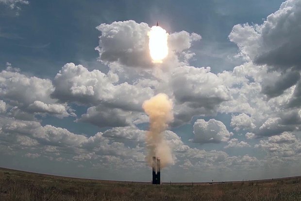 Hệ thống tên lửa S-500 Prometheus. Ảnh: Rian